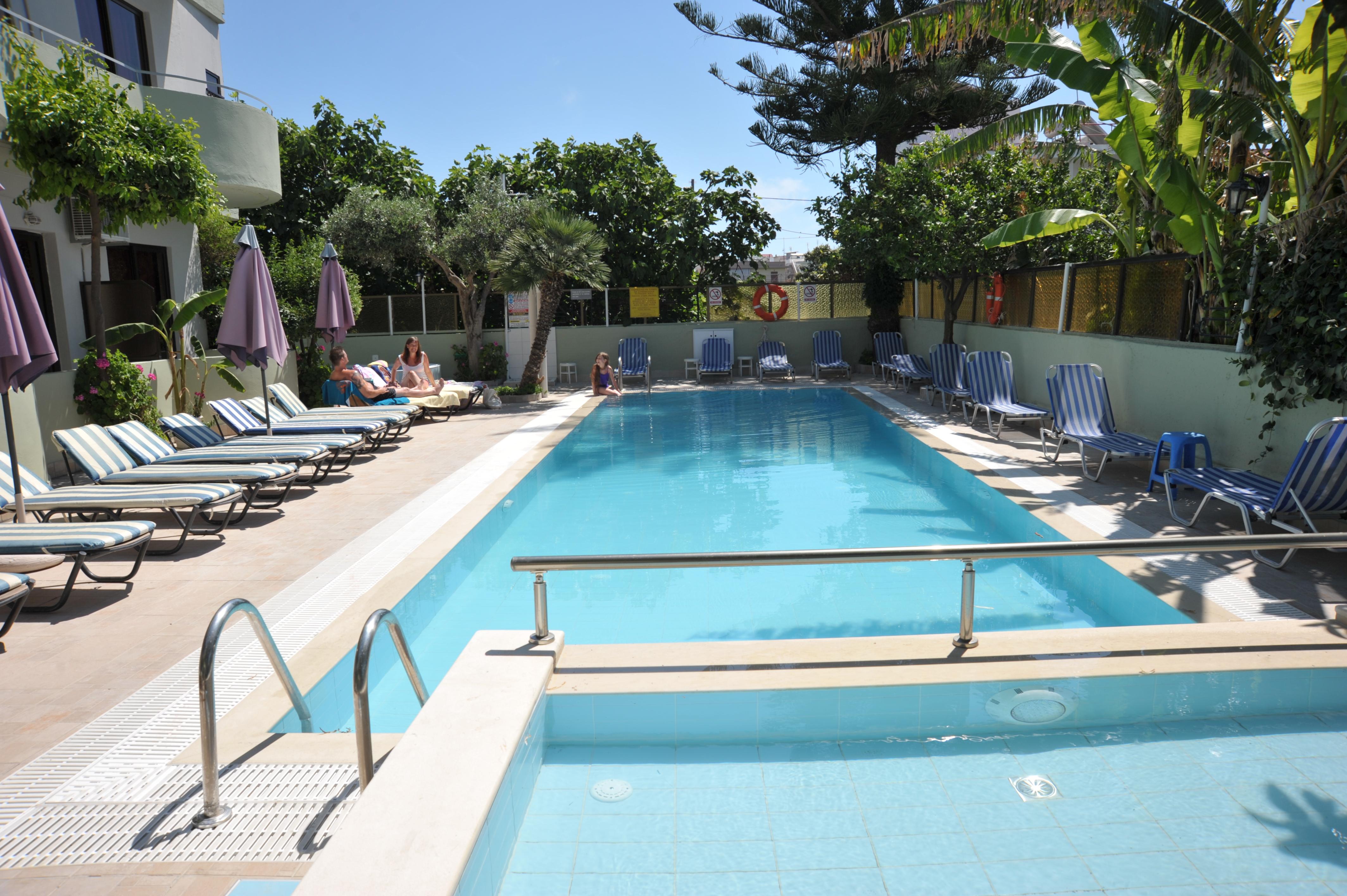 Anseli Hotel Kremastí Buitenkant foto